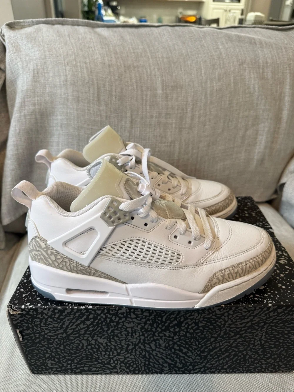 Jordan Spizike Low white
